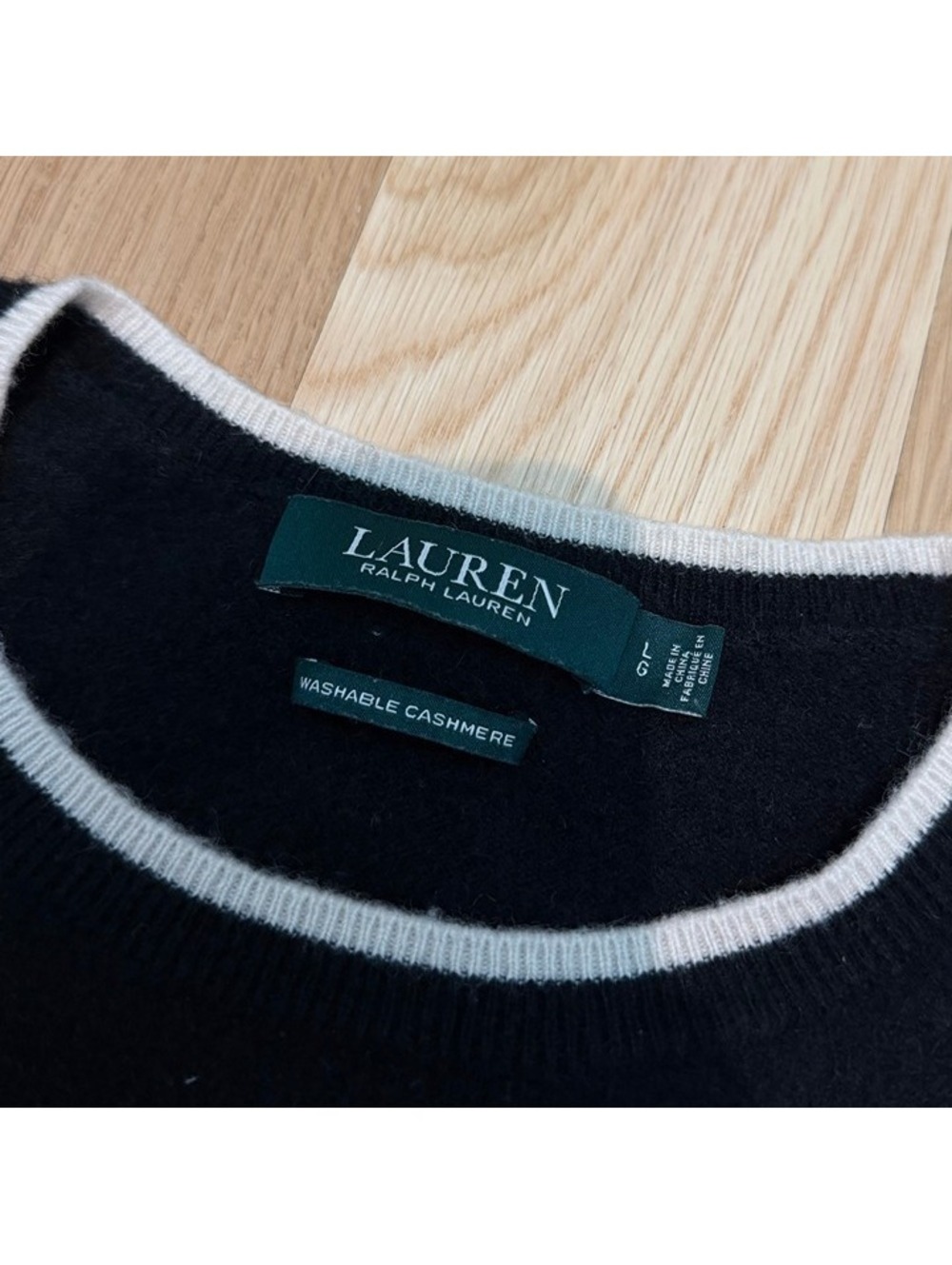 lauren ralph lauren black cashmere monogram sweater size large - Picture 2 of 3